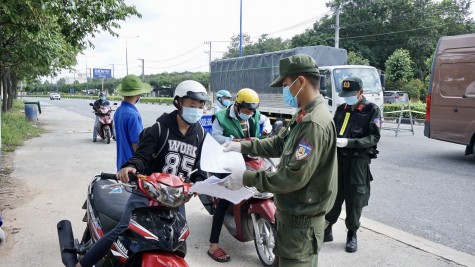 Không để người dân rời khỏi địa bàn nơi cư trú khi chưa được chính quyền cho phép