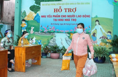 Công nhân khó khăn đang ở trọ được hỗ trợ 500.000 đồng/người