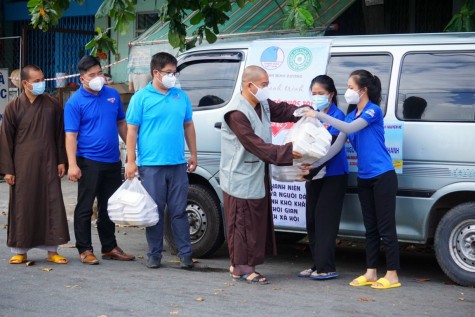 Các tôn giáo tham gia hỗ trợ phòng, chống dịch bệnh