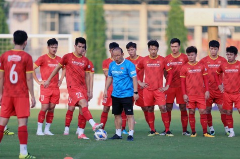 HLV Park Hang-seo chú trọng khâu phòng ngự