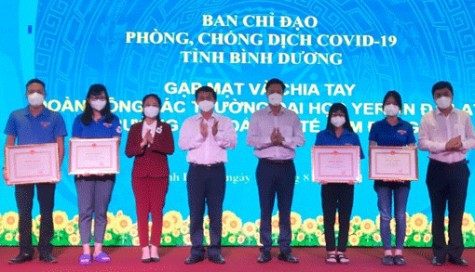 Tri ân những tấm lòng hỗ trợ Bình Dương chống dịch