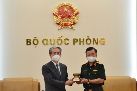 Bộ Quốc phòng Trung Quốc hỗ trợ QĐND Việt Nam 200.000 liều vaccine