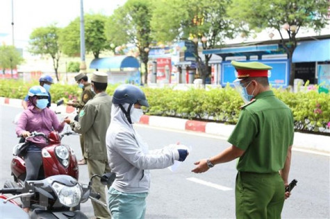 Thủ tướng kiểm tra trực tuyến đột xuất công tác phòng chống dịch