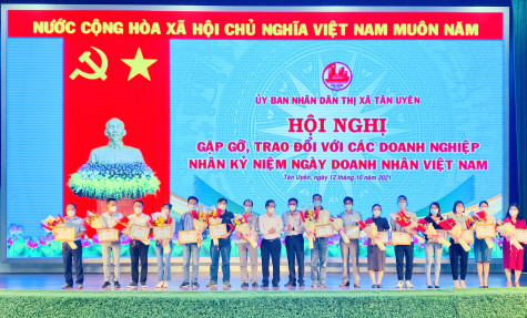 TX.Tân Uyên: Hội nghị trao đổi, gặp gỡ các doanh nghiệp trên địa bàn