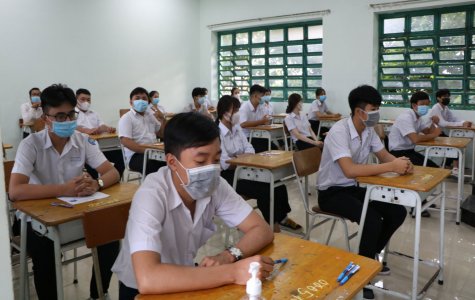 Học sinh lớp 12 ở vùng cấp độ 1 học trực tiếp từ ngày 1-11