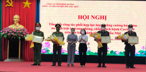 Tri ân lực lượng hỗ trợ phòng, chống dịch bệnh