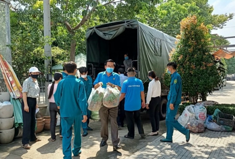 Liên đoàn Lao động TX.Tân Uyên: Chăm lo cho người lao động bị ảnh hưởng bởi dịch bệnh Covid-19