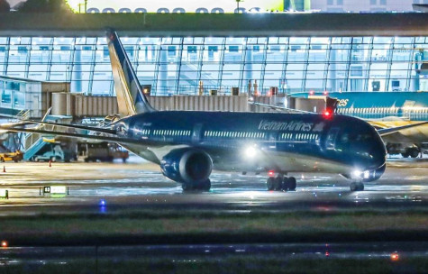 Chuyến bay thẳng thường lệ đầu tiên của Vietnam Airlines đến Mỹ