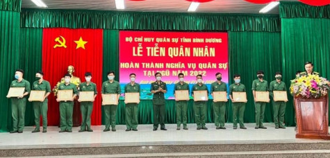 Bộ Chỉ huy Quân sự tỉnh: Tiễn quân nhân hoàn thành nghĩa vụ quân sự, xuất ngũ về địa phương