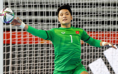 Hồ Văn Ý đứng thứ 10 thế giới futsal năm 2021