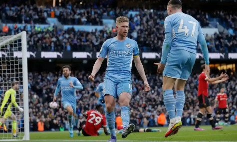 De Bruyne giúp Man City nhấn chìm Man Utd