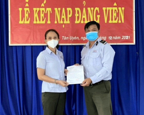 Chú trọng xây dựng, phát triển cơ sở Đảng trong doanh nghiệp