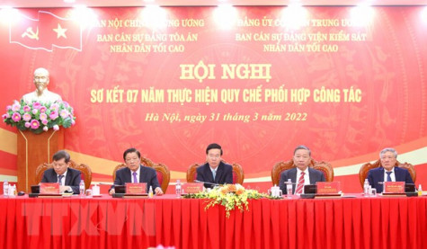 Nâng cao hiệu quả công tác nội chính, phòng, chống tham nhũng