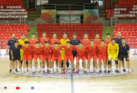 Thắng đậm Australia, Việt Nam giành vé vào bán kết futsal Đông Nam Á