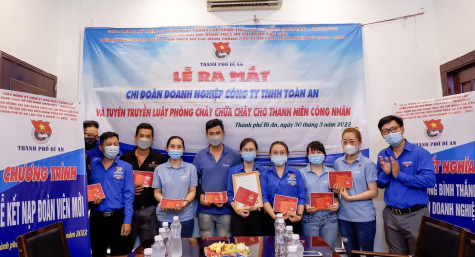 Đoàn thanh niên các cấp: Tăng cường tập hợp thanh niên trong doanh nghiệp ngoài khu vực Nhà nước