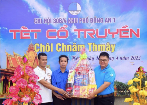 Chăm lo, đoàn kết thanh niên công nhân dân tộc