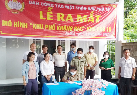 Ra mắt mô hình khu phố không rác