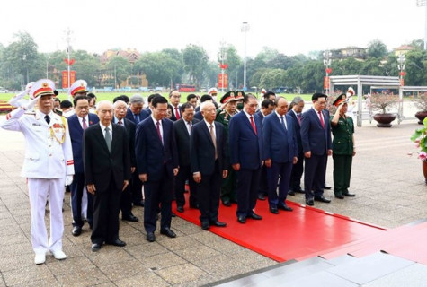 Lãnh đạo Đảng, Nhà nước vào Lăng viếng Chủ tịch Hồ Chí Minh