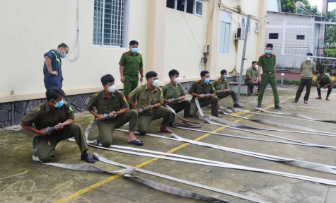 Huyện Bàu Bàng: Tập huấn phòng cháy chữa cháy và cứu nạn cứu hộ cho người dân