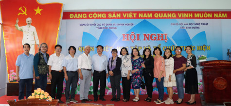 Khơi dậy tinh thần chủ động, tích cực sáng tạo trong văn nghệ sĩ