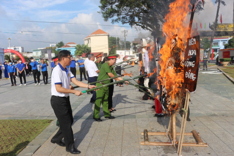 Cùng chung tay đẩy lùi tệ nạn ma túy ra khỏi cộng đồng