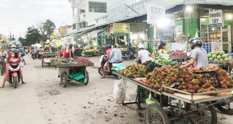 Đường… thành chợ