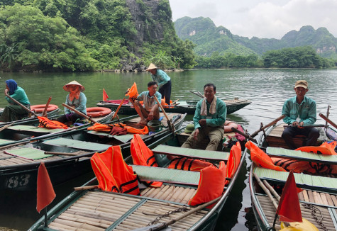 Chuyện đời những người lái đò Tràng An