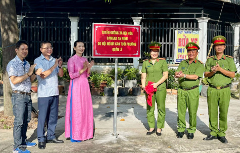 Phường Phú Tân, TP.Thủ Dầu Một: Gắn hàng chục “mắt thần” trên đường