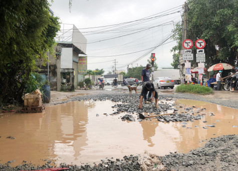 Sẽ chi hơn 1 tỷ đồng để dặm vá đường Trần Quang Diệu