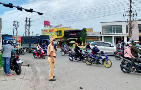 Ghi nhận sau 1 tháng cao điểm bảo đảm trật tự an toàn giao thông: Số vụ tai nạn giao thông giảm sâu