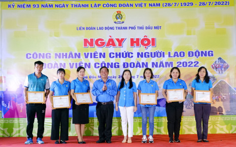 Liên đoàn lao động TP.Thủ Dầu Một: Chú trọng tuyên truyền pháp luật đến người lao động