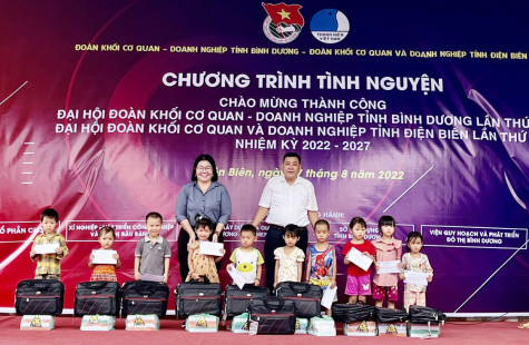 Hành trình “Tiếp nối truyền thống - Vững bước tương lai”