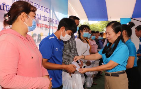 20 đơn vị tham gia “Phiên chợ phúc lợi công đoàn”