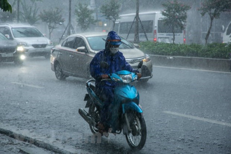 Bắc Bộ có mưa rào và dông vài nơi, nhiệt độ cao nhất 34 độ C