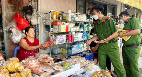 Cẩn thận khi chia sẻ thông tin cá nhân trên mạng xã hội