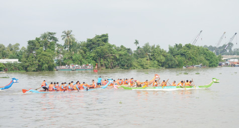 Tưng bừng các hoạt động vui chơi mừng Tết Độc lập