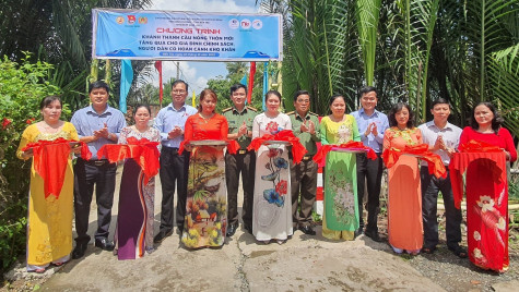 Đoàn thanh niên Công an tỉnh: Khánh thành cầu nông thôn mới tại Bến Tre