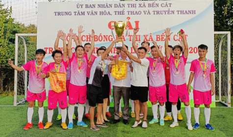 Giải bóng đá vô địch TX.Bến Cát năm 2022: Funny FC giành chức vô địch