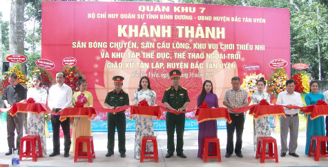 Khánh thành khu vui chơi thể thao ngoài trời cho đồng bào công giáo