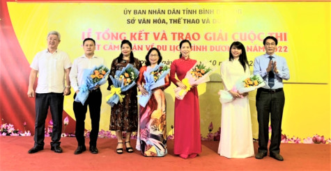 Trao giải cuộc thi “Viết cảm nhận về du lịch Bình Dương” năm 2022