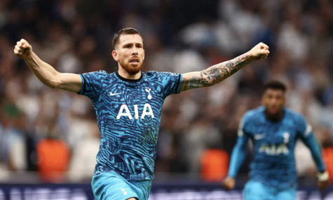 Tottenham vào vòng 1/8 Champions League