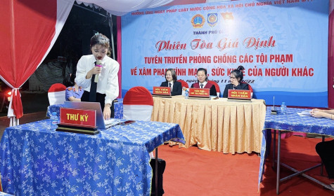 Thành đoàn Dĩ An phối hợp tổ chức phiên tòa giả định tại nhà trọ