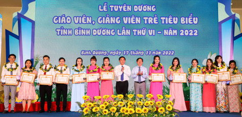 Tự hào và khát vọng