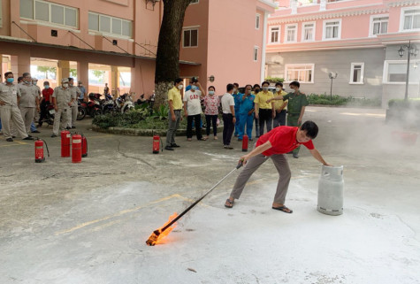 Chú trọng phòng, chống cháy nổ ở các chợ