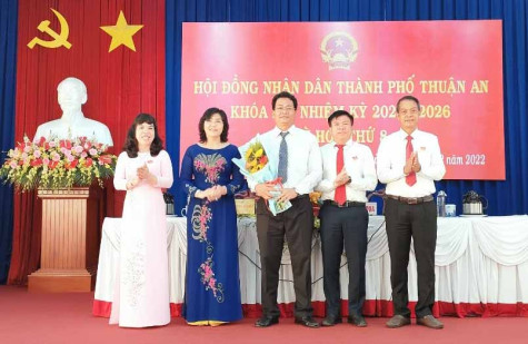 Bế mạc kỳ họp thứ 8 HĐND TP.Thuận An khóa XII