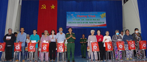 Lực lượng vũ trang tỉnh: Đón xuân “vui tươi, lành mạnh, an toàn, tiết kiệm và sẵn sàng chiến đấu cao”