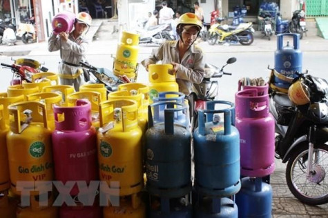 Giá gas bán lẻ trong nước quay đầu tăng hơn 60.000 đồng mỗi bình