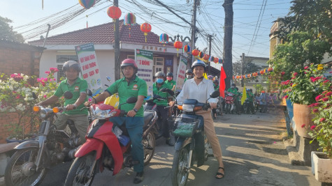 Phường Chánh Nghĩa (Tp.Thủ Dầu Một): Diễu hành tuyên truyền giữ gìn vệ sinh môi trường