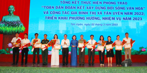 TX.Tân Uyên: 100% khu phố, ấp đạt danh hiệu văn hóa năm 2022