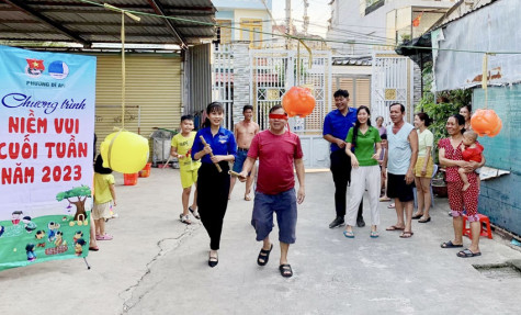 Đồng hành với thanh niên công nhân